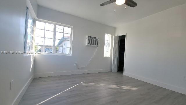 See details / 4215 sq. ft. $ 2022-11-02 0 Photo