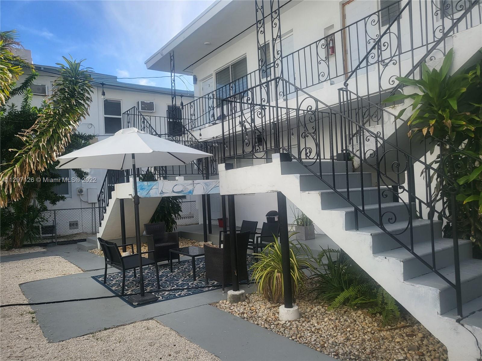 See details / 4215 sq. ft. $ 2022-11-02 0 Photo