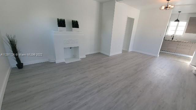 See details / 4215 sq. ft. $ 2022-11-02 0 Photo