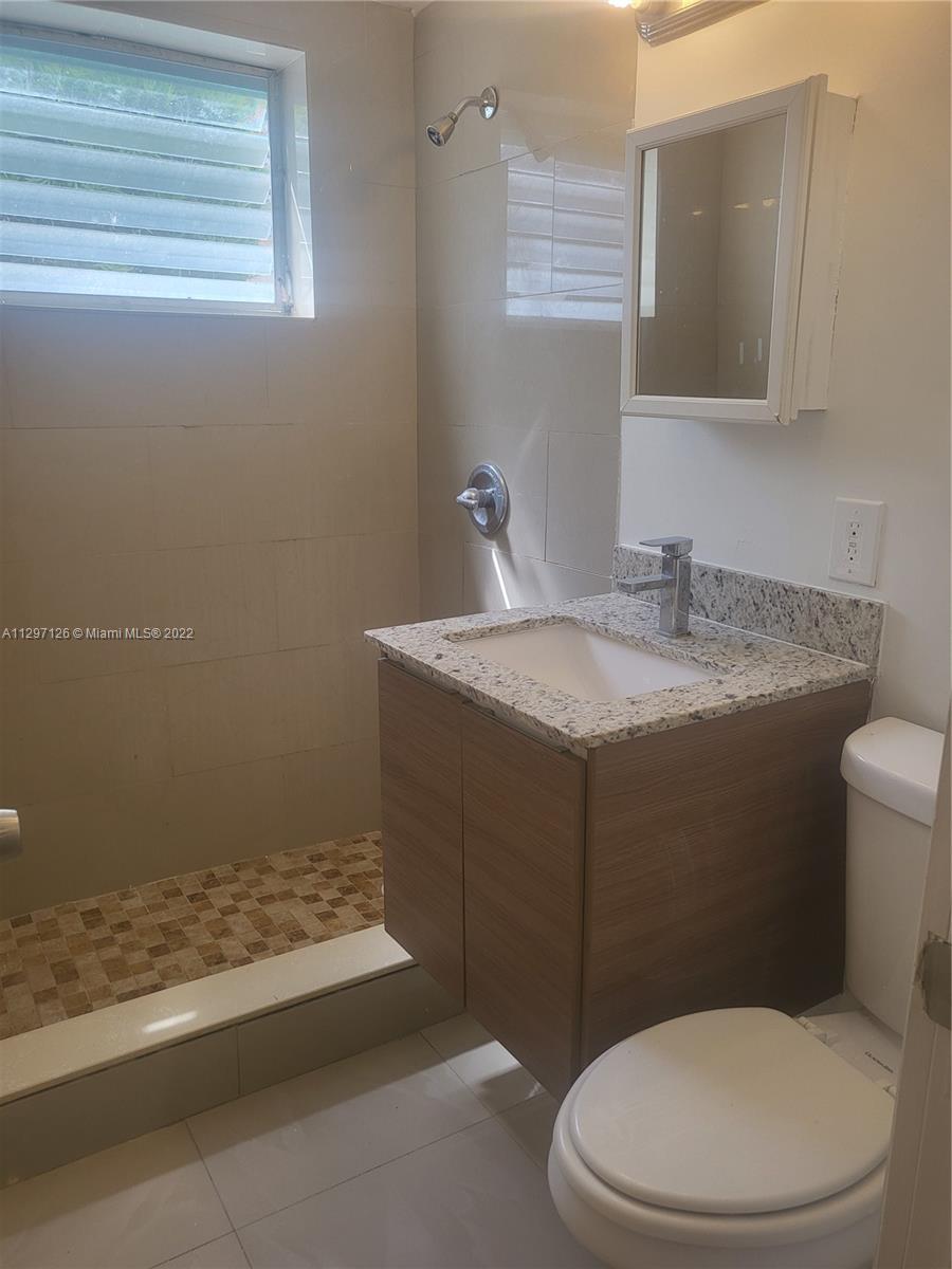 See details / 4215 sq. ft. $ 2022-11-02 0 Photo