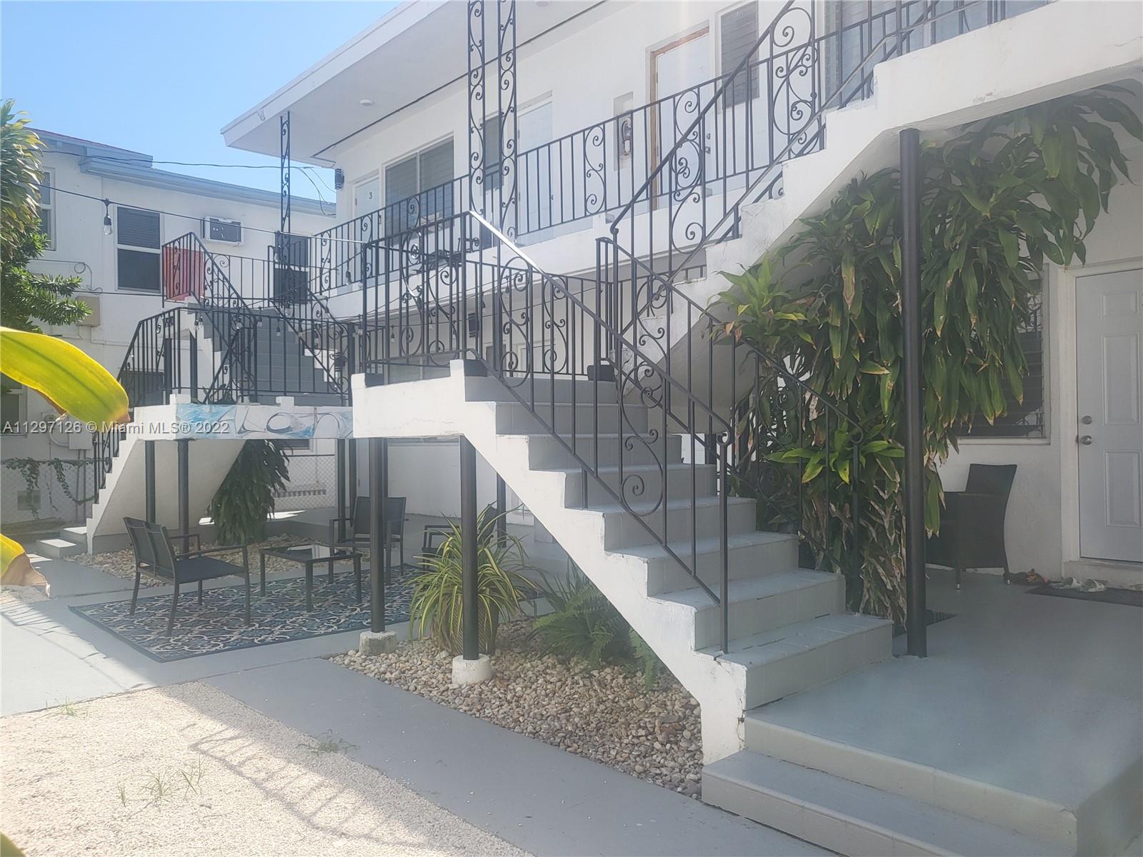 See details / 4215 sq. ft. $ 2022-11-02 0 Photo