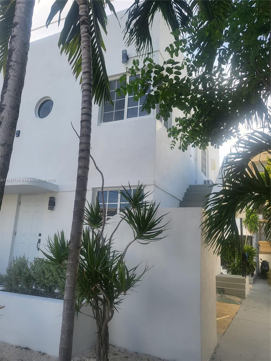 See details / 4215 sq. ft. $ 2022-11-02 0 Photo