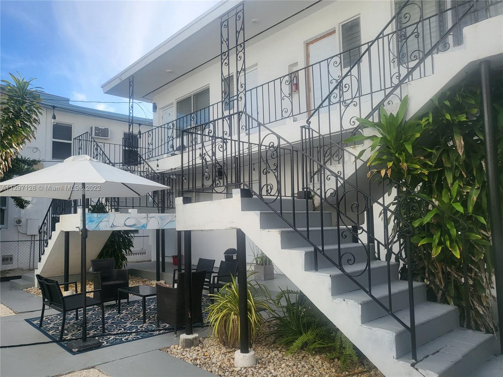 See details / 4215 sq. ft. $ 2022-11-02 0 Photo