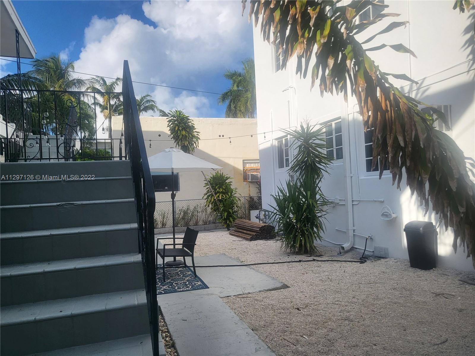 See details / 4215 sq. ft. $ 2022-11-02 0 Photo