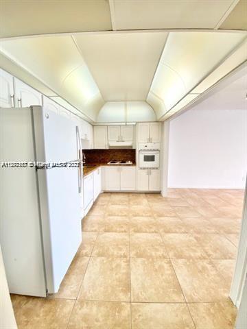Photo of 19380 Collins Ave #1611, Sunny Isles Beach, Florida, 33160 -