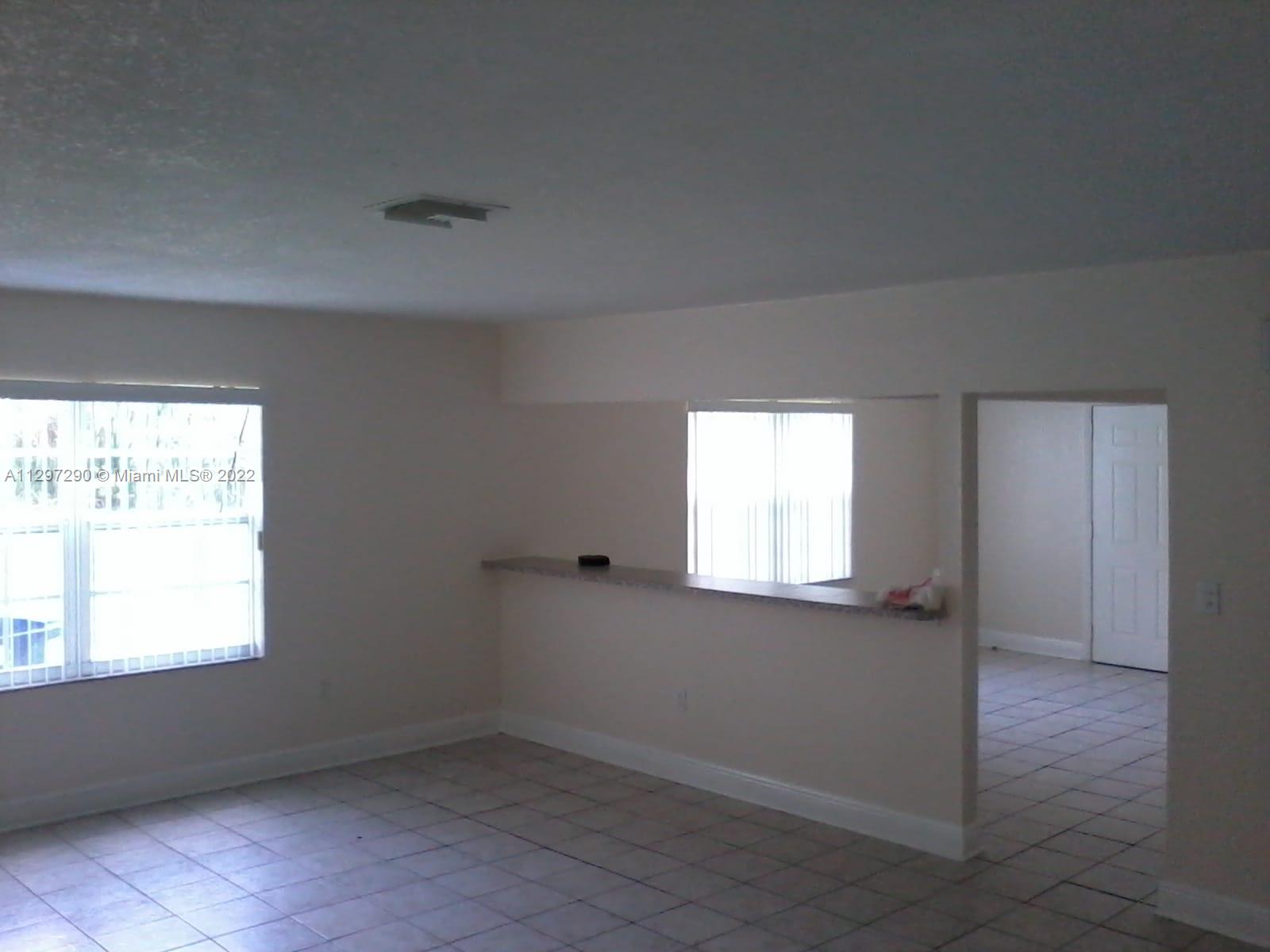 See details / 2356 sq. ft. $ 2022-11-02 0 Photo
