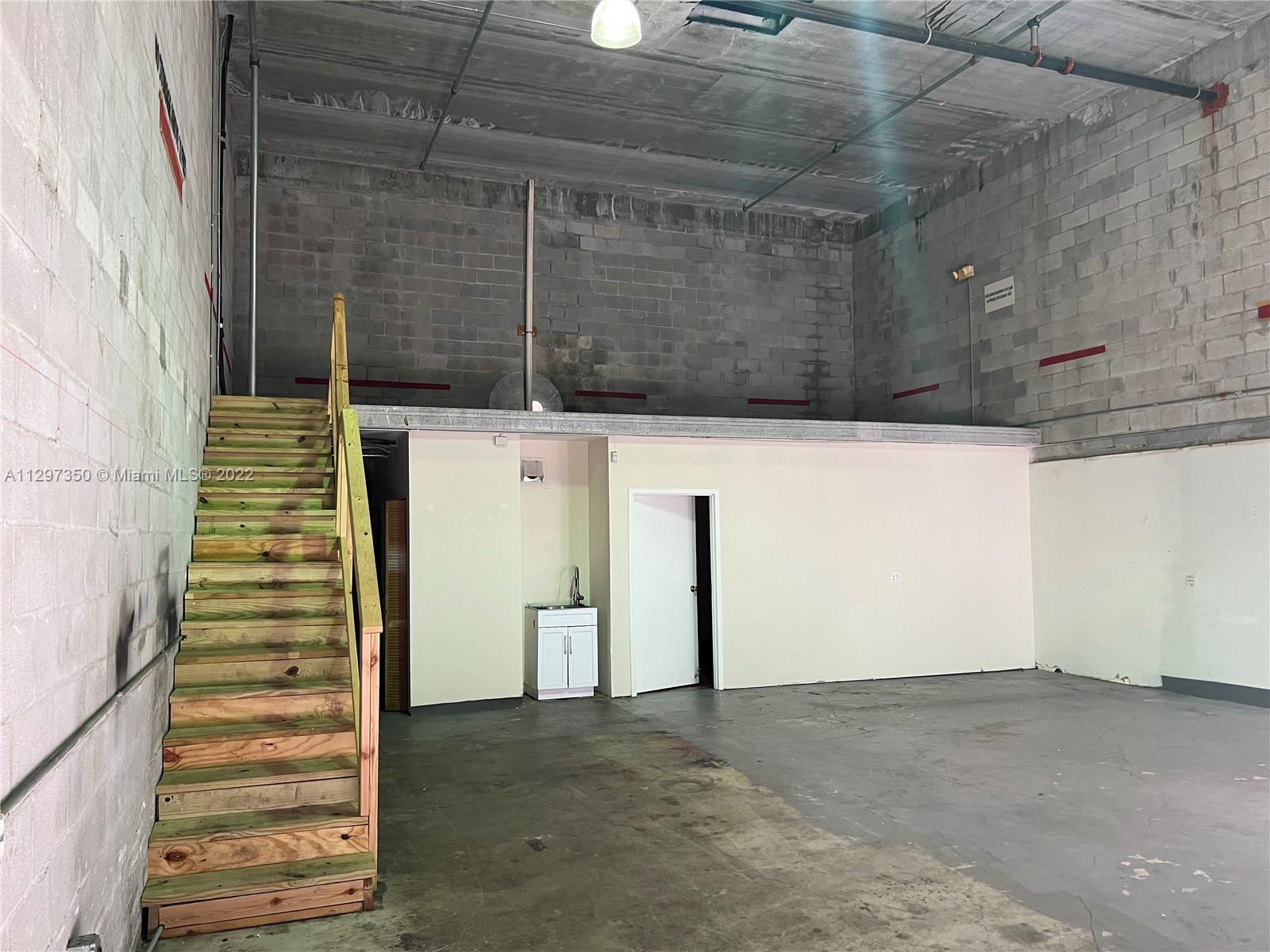 See details C5 / sq. ft. $ 2022-11-02 0 Photo