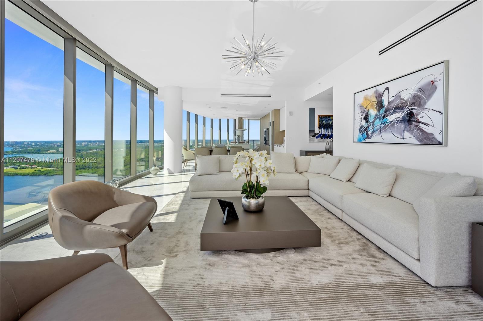 See details 3605 4 / 6 3204 sq. ft. $ 2022-11-02 0 Photo