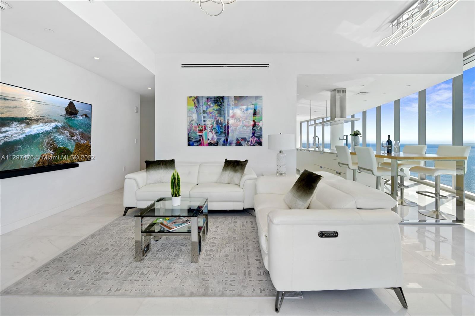 See details 3605 4 / 6 3204 sq. ft. $ 2022-11-02 0 Photo