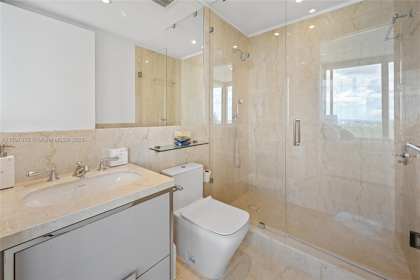See details 3605 4 / 6 3204 sq. ft. $ 2022-11-02 0 Photo