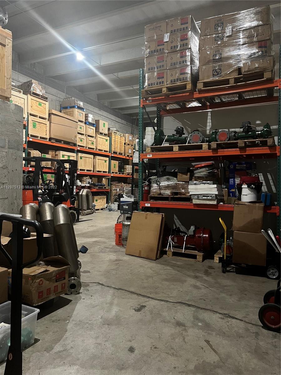 See details / sq. ft. $ 2022-11-02 0 Photo