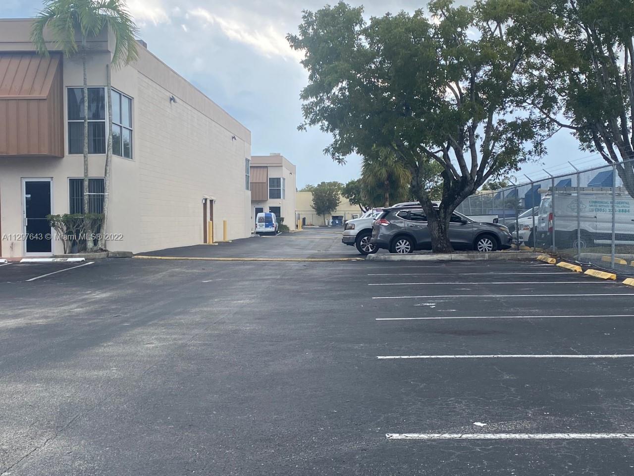 See details 8 / sq. ft. $ 2022-11-02 0 Photo