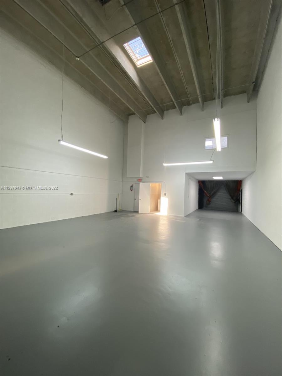 See details 8 / sq. ft. $ 2022-11-02 0 Photo