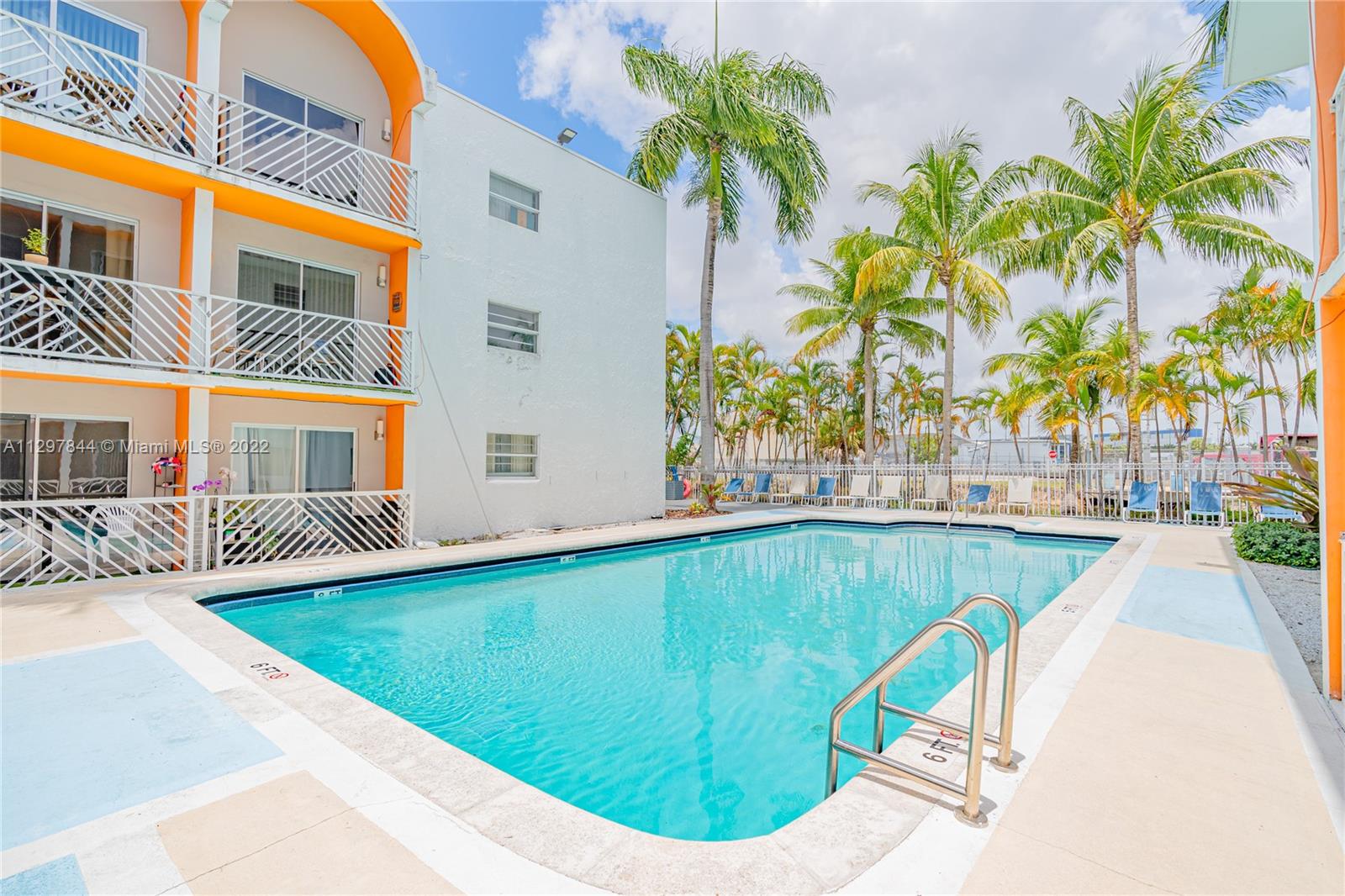 See details / sq. ft. $ 2022-12-13 0 Photo