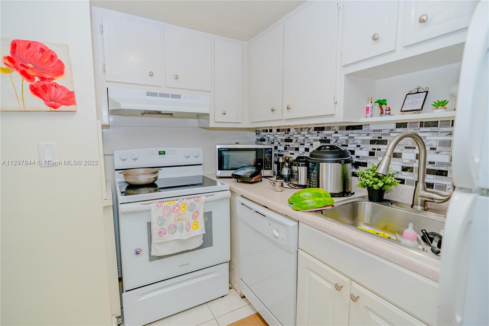 See details / sq. ft. $ 2022-12-13 0 Photo