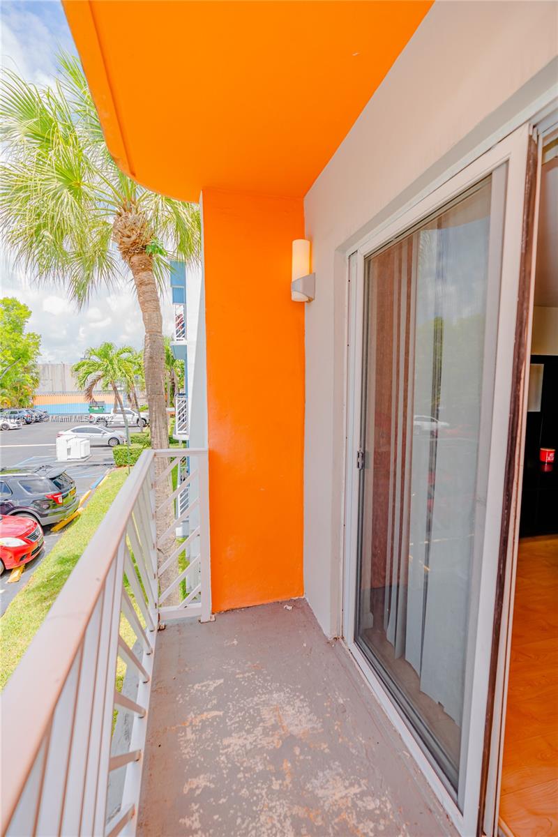 See details / sq. ft. $ 2022-12-13 0 Photo