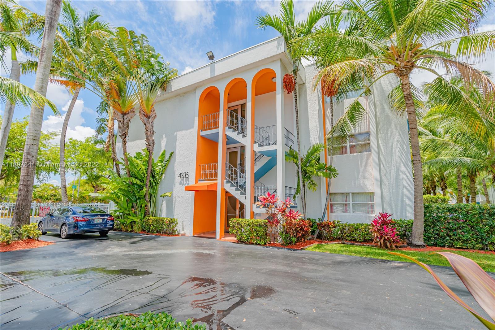 See details / sq. ft. $ 2022-12-13 0 Photo