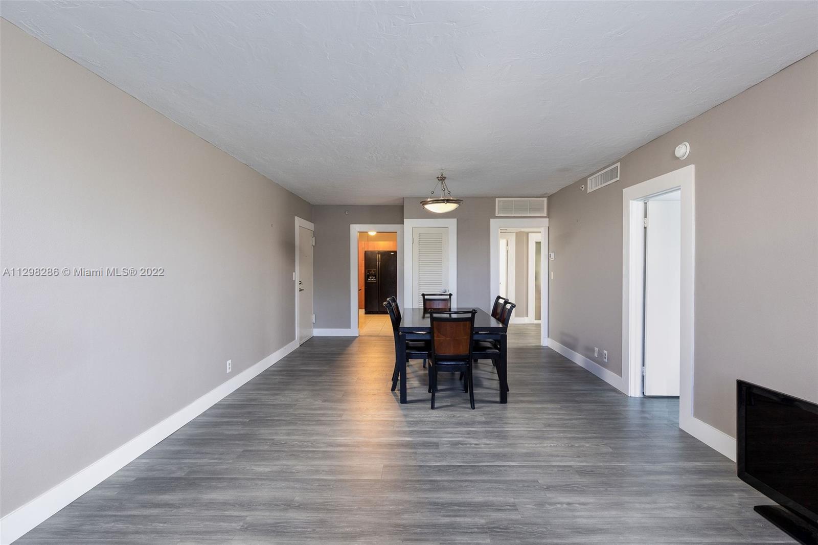 Photo of 3001 Ocean Dr #227, Hollywood, Florida, 33019 -