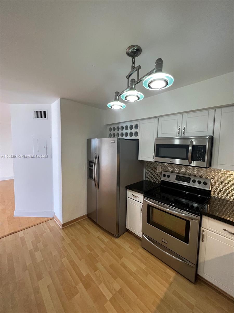 Photo of 3530 Mystic Pointe Dr #3003, Aventura, Florida, 33180 -
