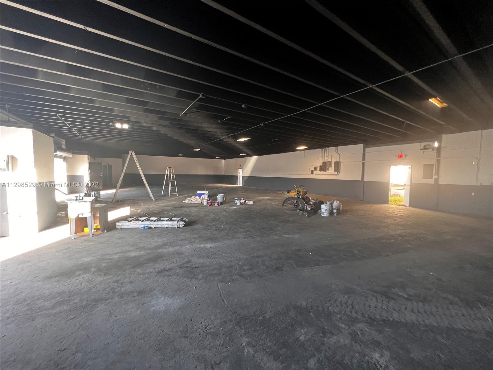 See details / sq. ft. $ 2022-11-04 0 Photo