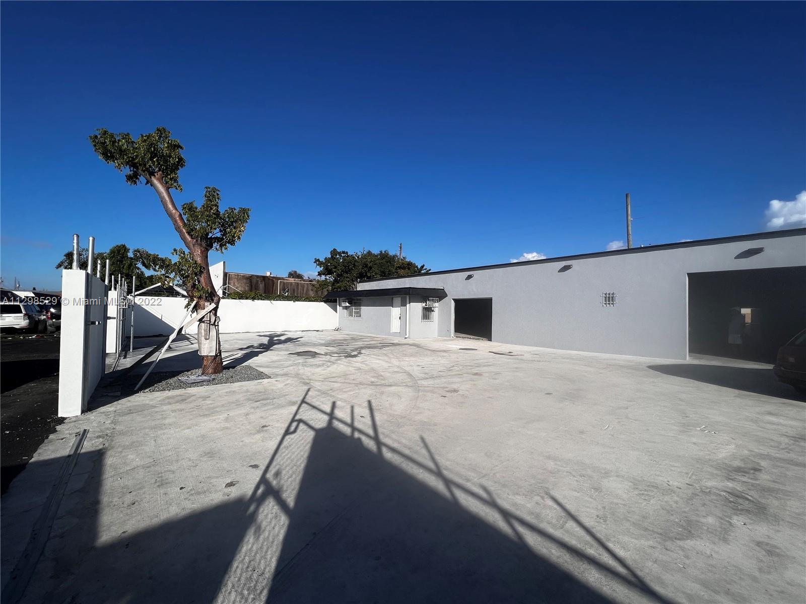 See details / sq. ft. $ 2022-11-04 0 Photo