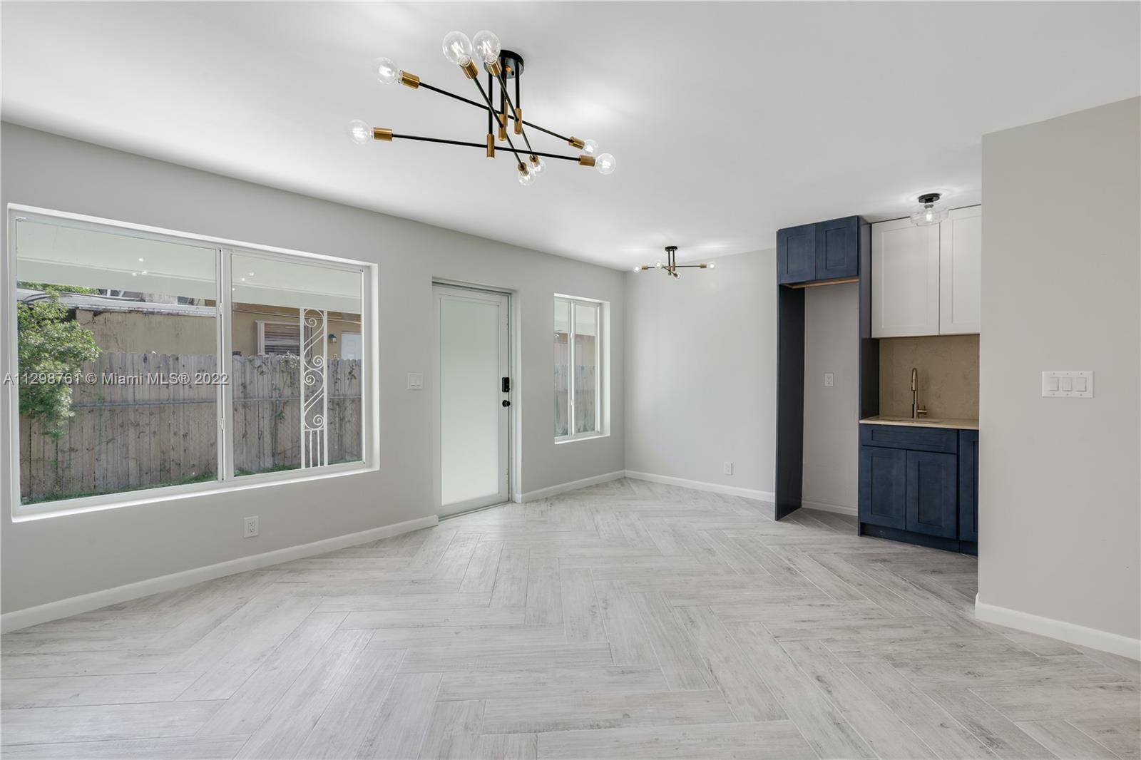See details / 2848 sq. ft. $ 2022-11-04 0 Photo
