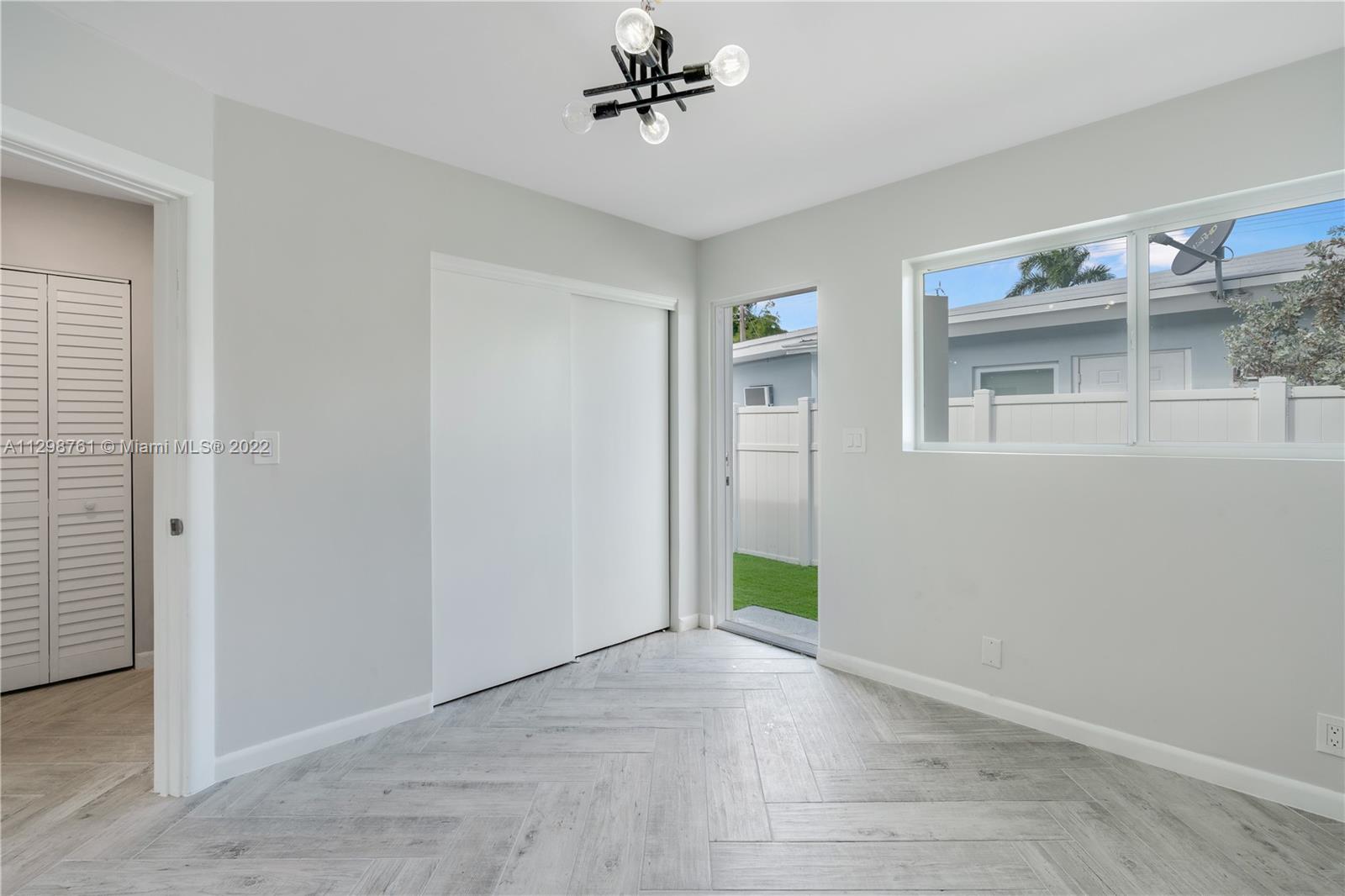 See details / 2848 sq. ft. $ 2022-11-04 0 Photo