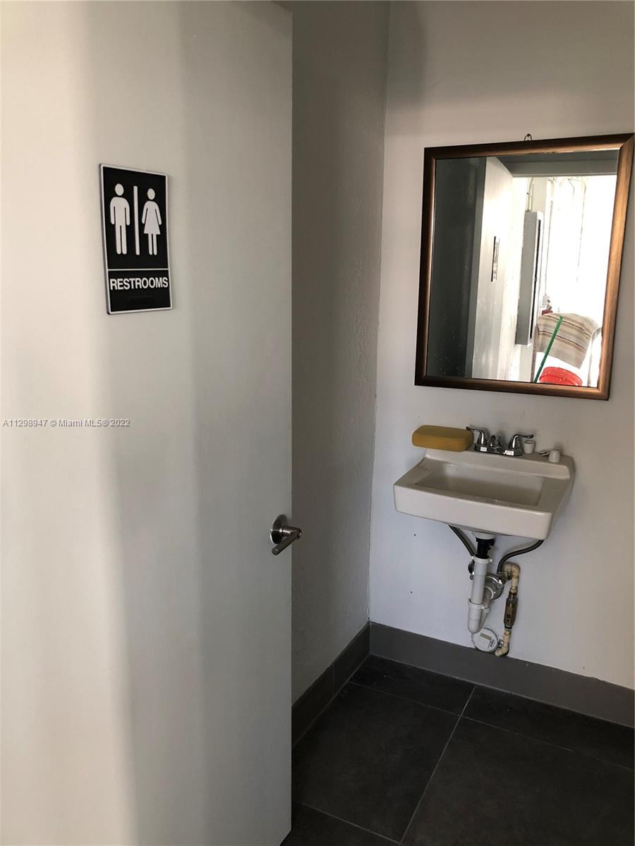 See details / sq. ft. $ 2022-11-05 0 Photo