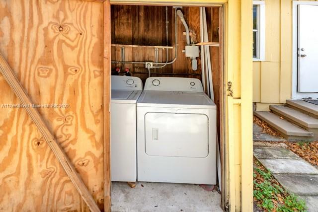 See details / 1673 sq. ft. $ 2022-11-06 0 Photo