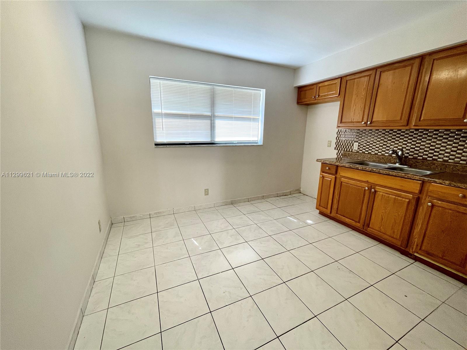 See details / 2244 sq. ft. $ 2022-11-07 0 Photo