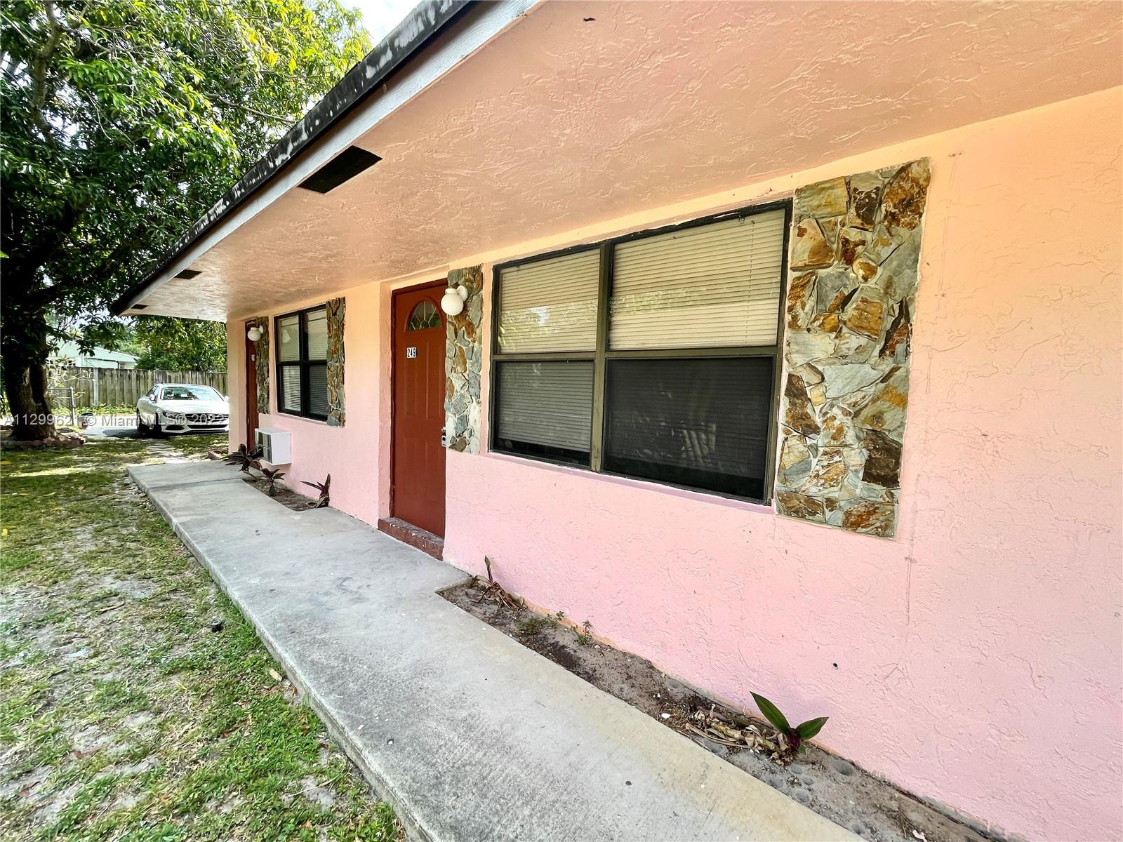 See details / 2244 sq. ft. $ 2022-11-07 0 Photo