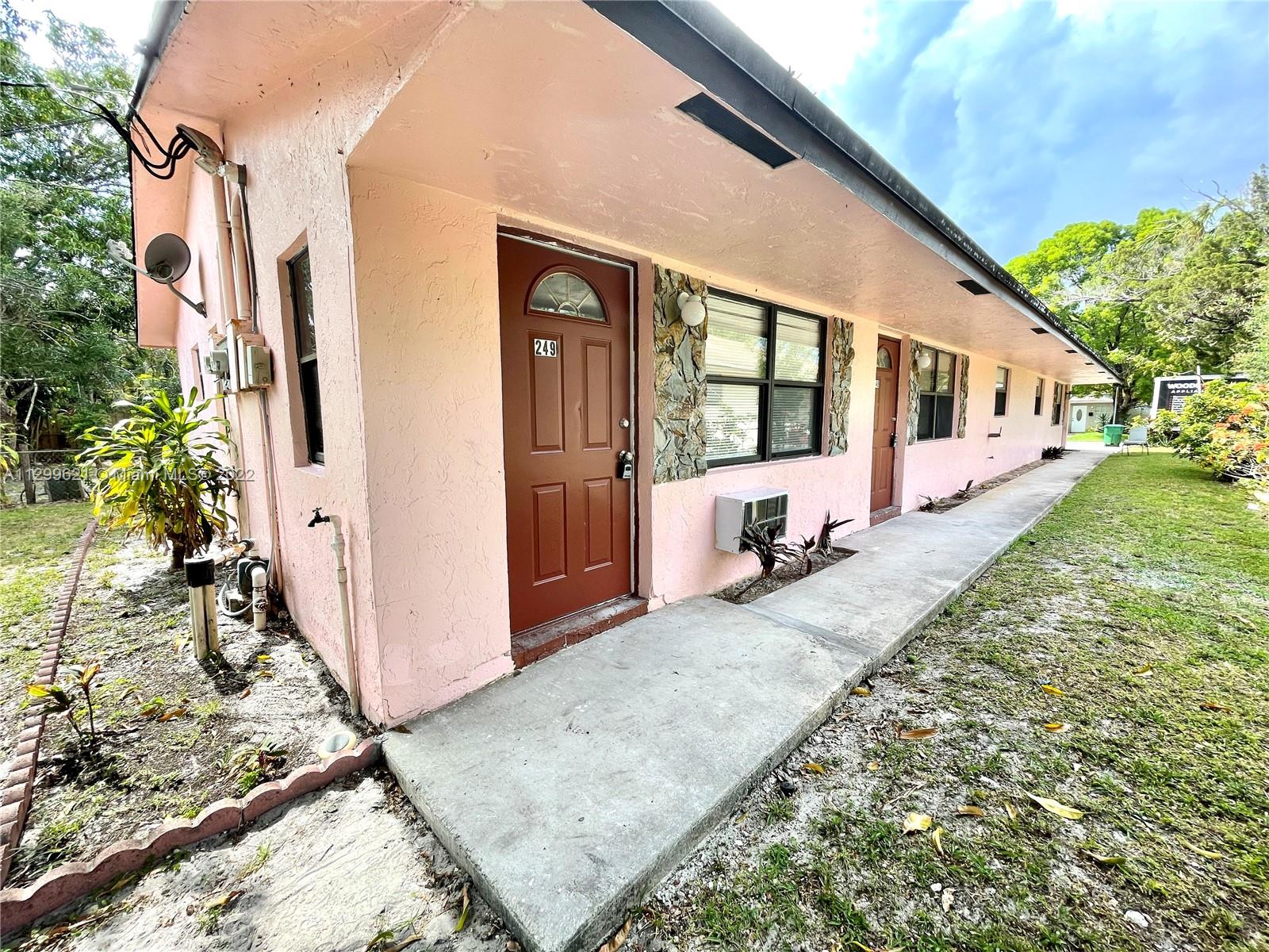 See details / 2244 sq. ft. $ 2022-11-07 0 Photo