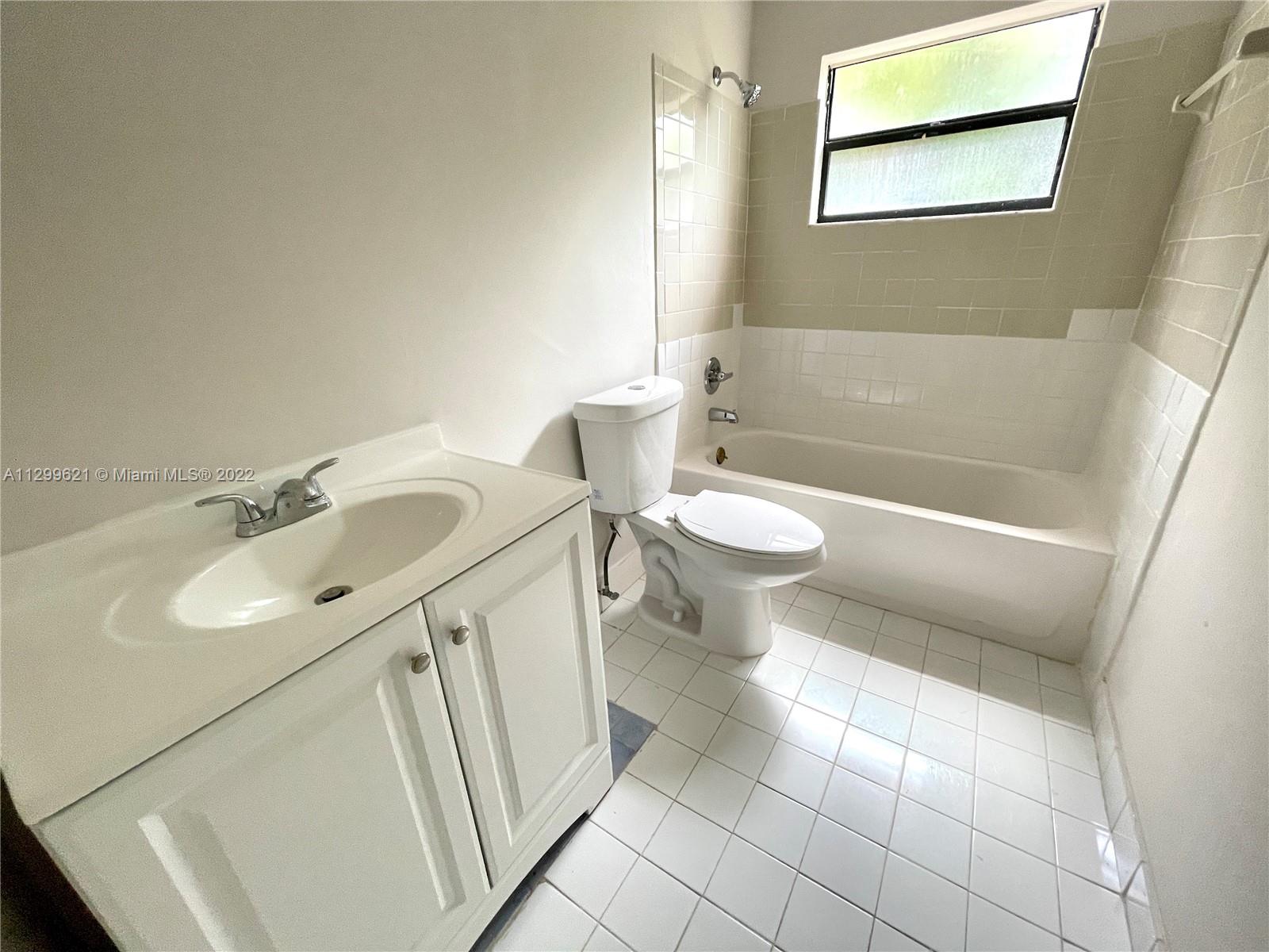 See details / 2244 sq. ft. $ 2022-11-07 0 Photo