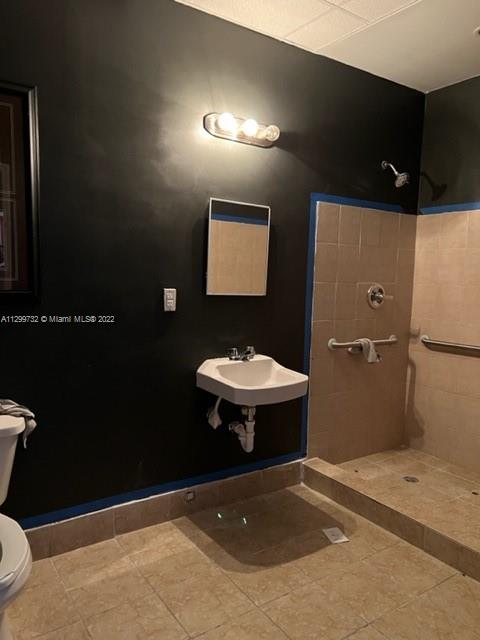See details 105 / sq. ft. $ 2022-11-29 0 Photo