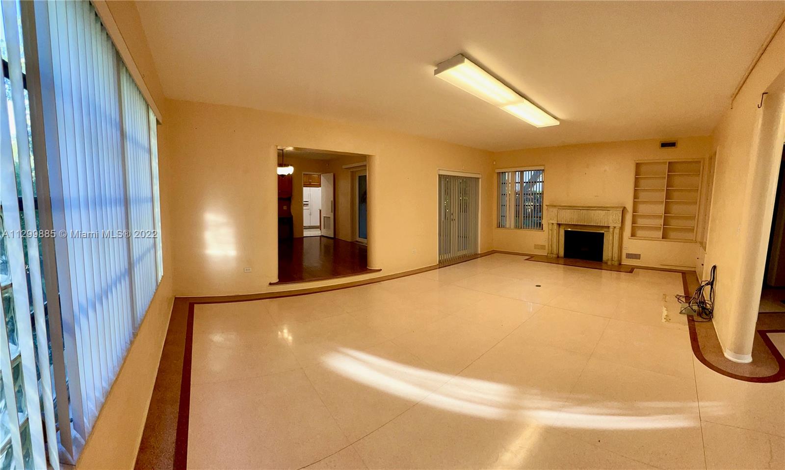 See details 1253 4 / 4 2708 sq. ft. $ 2022-11-07 0 Photo