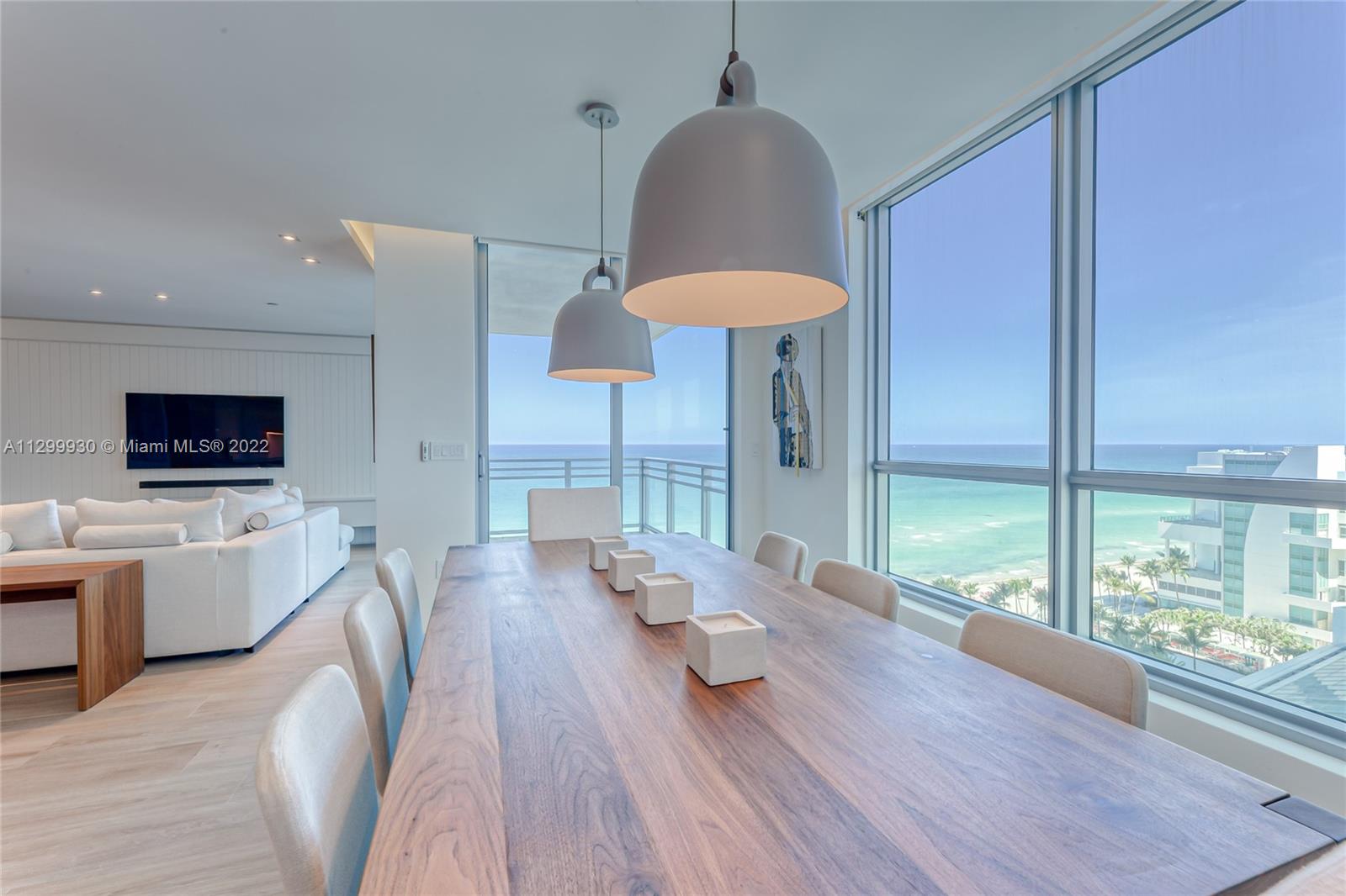 Photo of 3535 Ocean Dr #1504, Hollywood, Florida, 33019 - Dining Room
