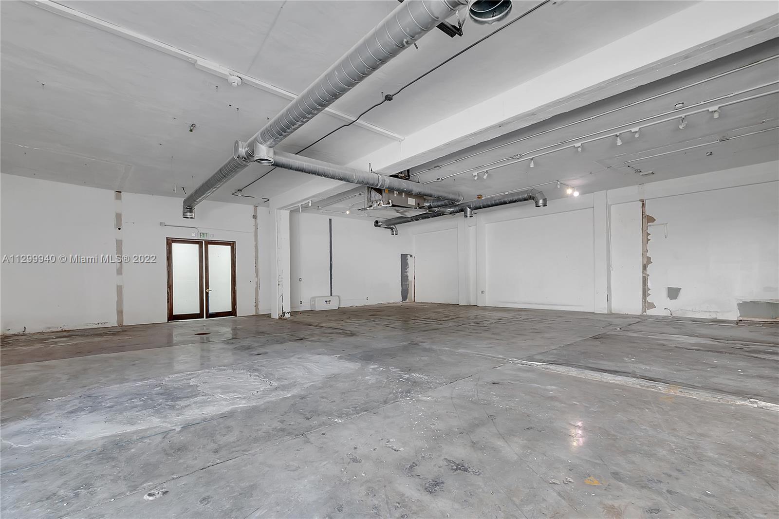 See details / sq. ft. $ 2022-11-08 0 Photo