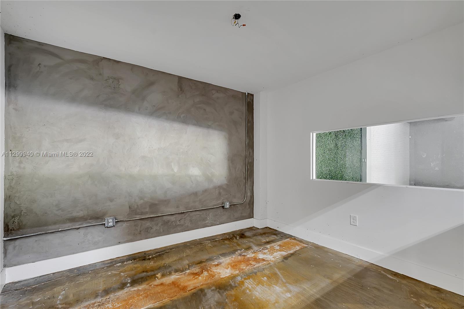 See details / sq. ft. $ 2022-11-08 0 Photo