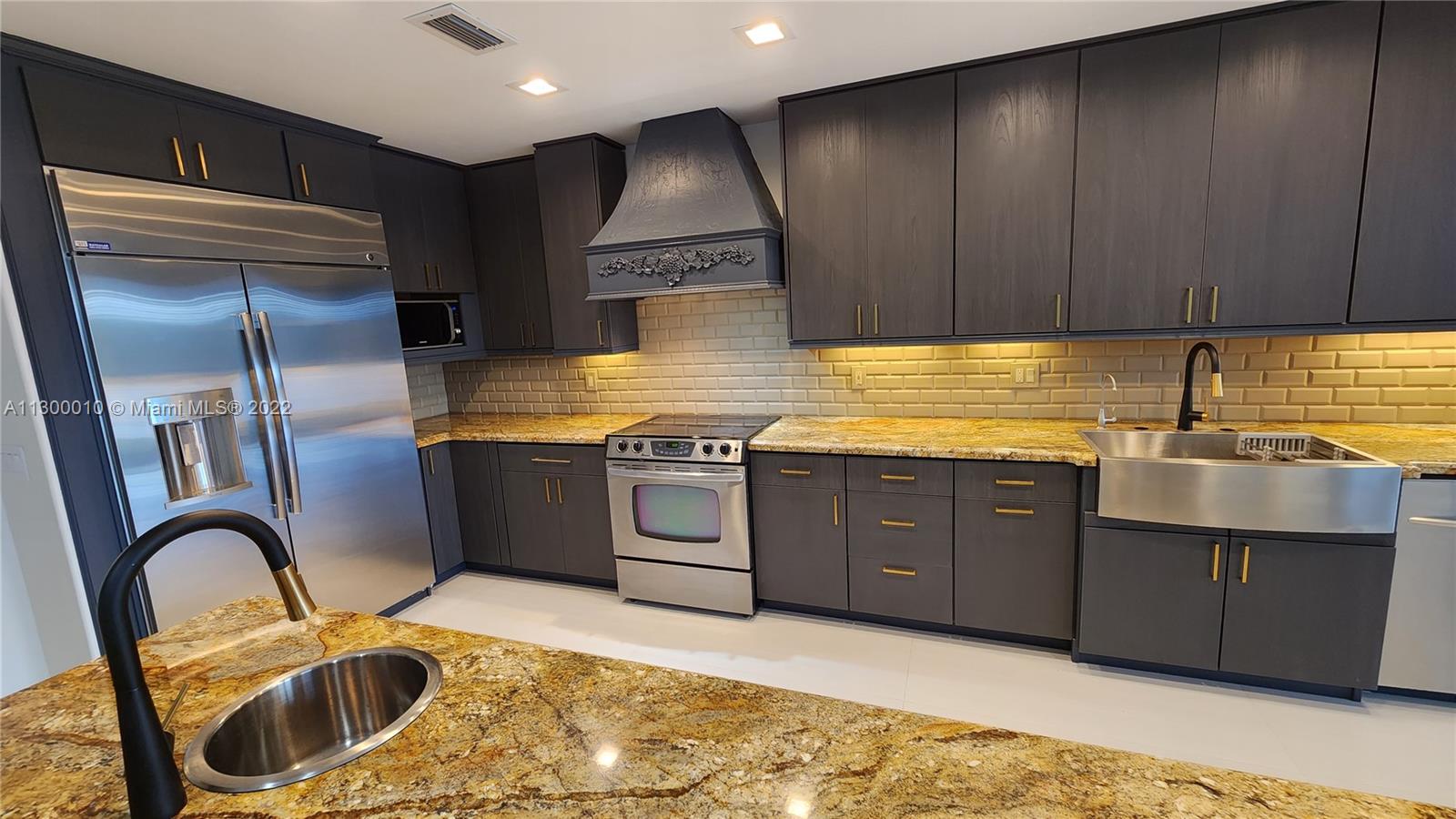 Photo of 21027 32nd Ave (21027), Aventura, Florida, 33180 -