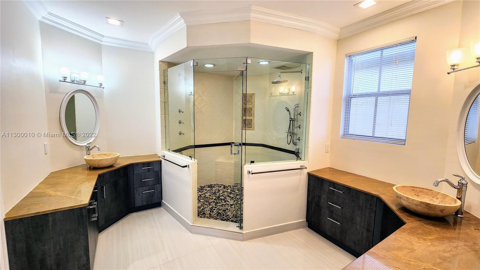 Photo of 21027 32nd Ave (21027), Aventura, Florida, 33180 -