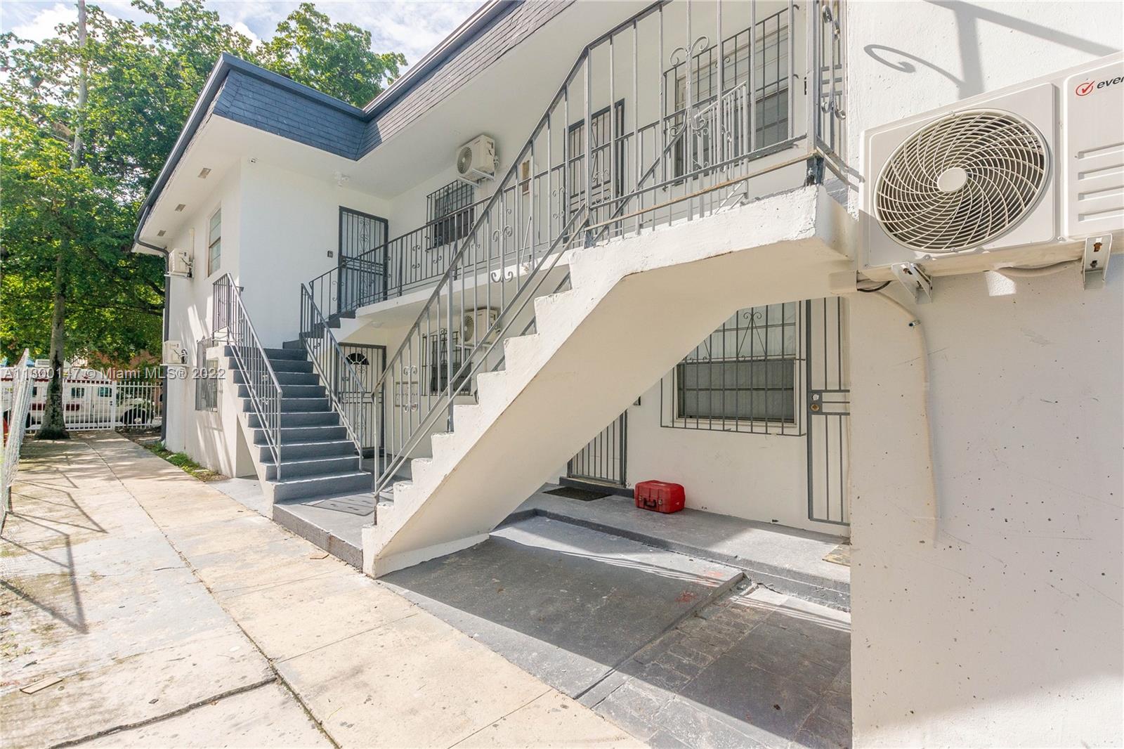 See details / 4688 sq. ft. $ 2022-11-08 0 Photo