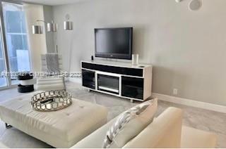 Photo of 2030 Ocean Dr #922, Hallandale Beach, Florida, 33009 -