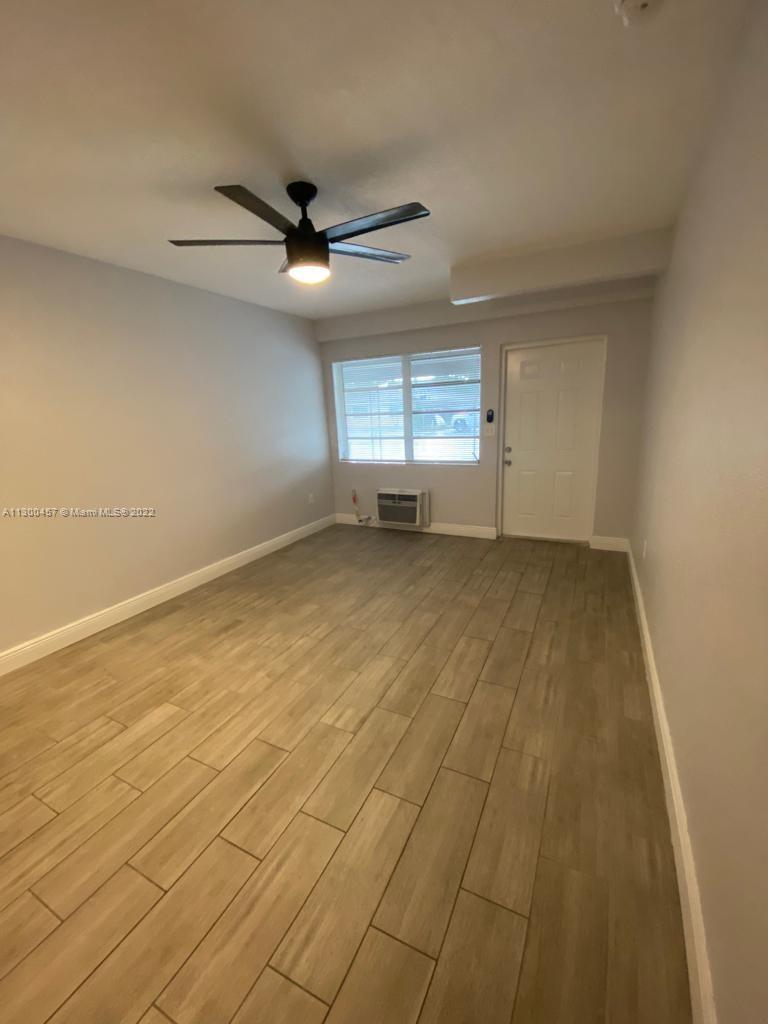 See details / 5952 sq. ft. $ 2022-11-08 0 Photo