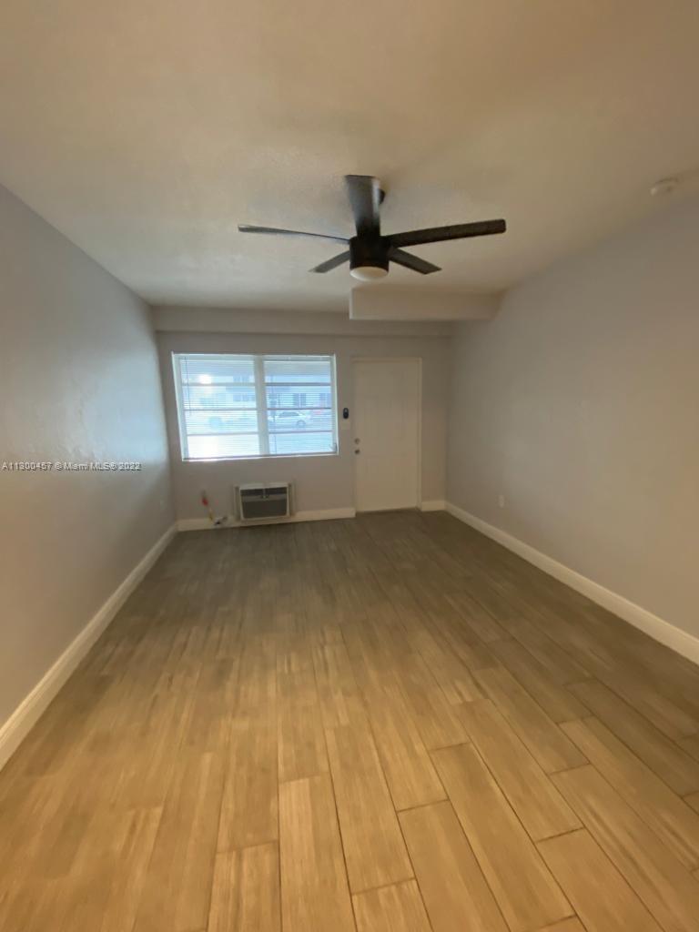 See details / 5952 sq. ft. $ 2022-11-08 0 Photo
