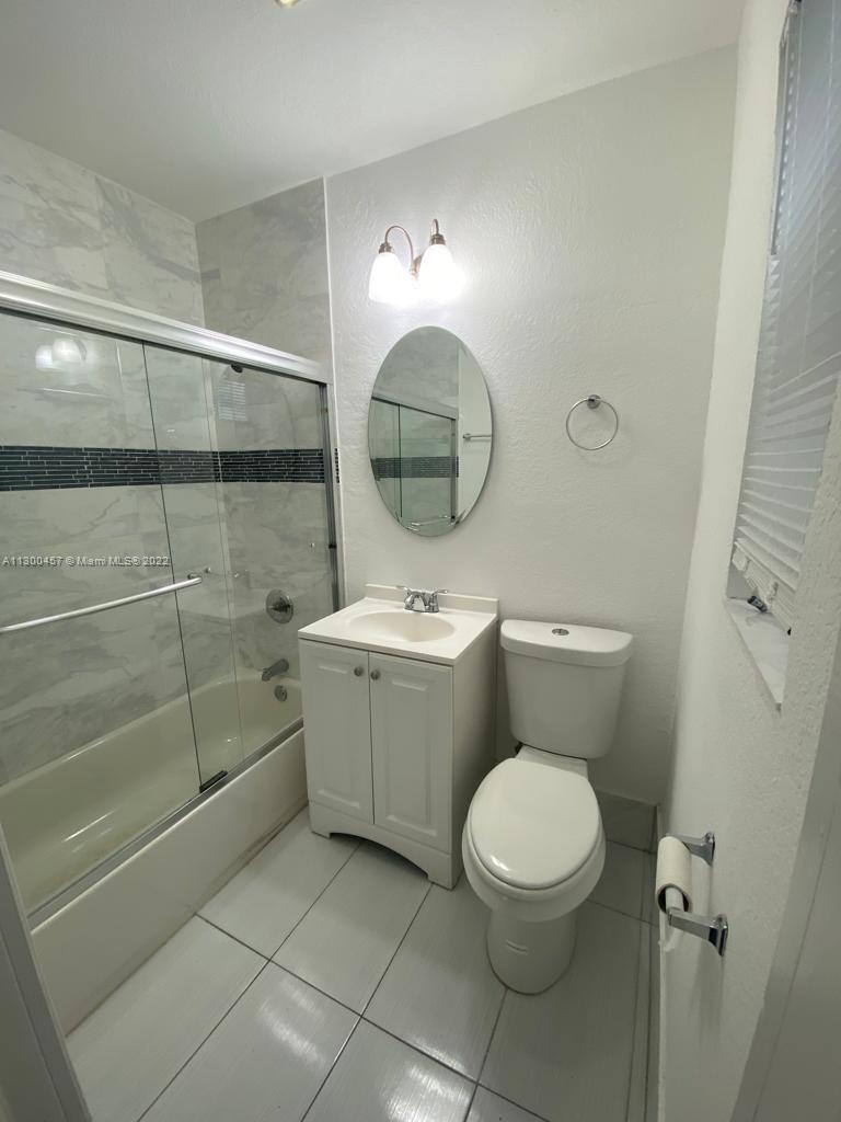 See details / 5952 sq. ft. $ 2022-11-08 0 Photo