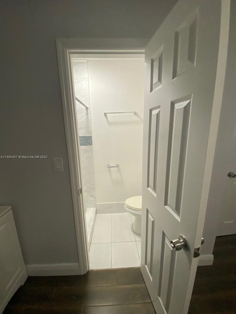 See details / 5952 sq. ft. $ 2022-11-08 0 Photo