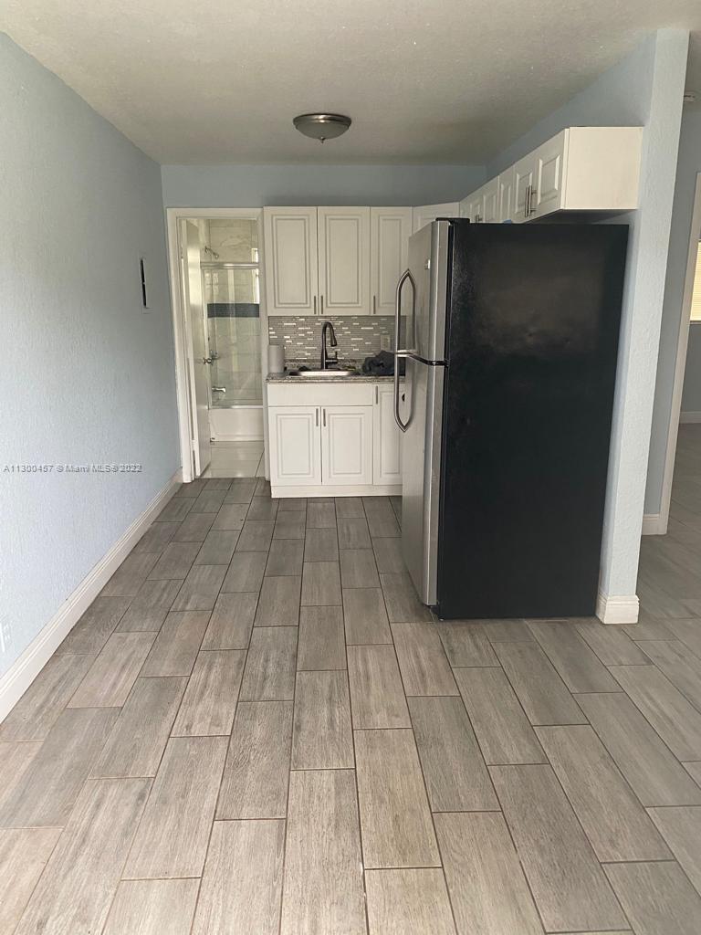See details / 5952 sq. ft. $ 2022-11-08 0 Photo