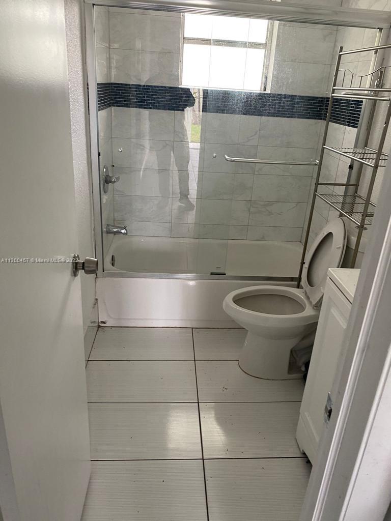 See details / 5952 sq. ft. $ 2022-11-08 0 Photo