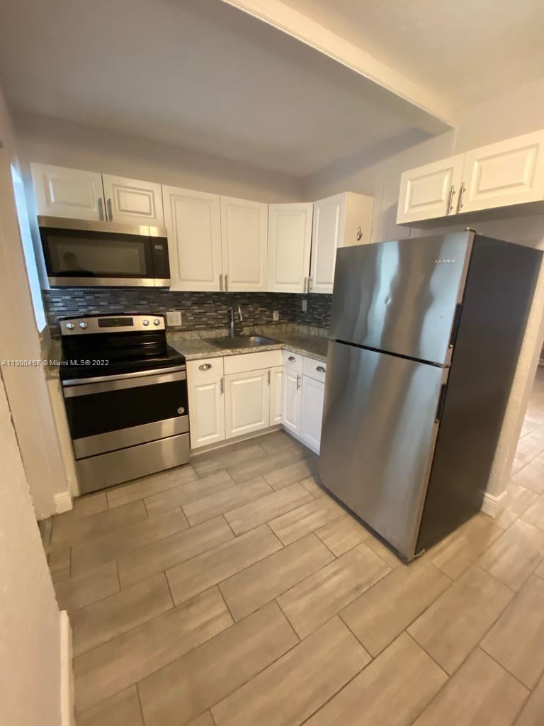 See details / 5952 sq. ft. $ 2022-11-08 0 Photo