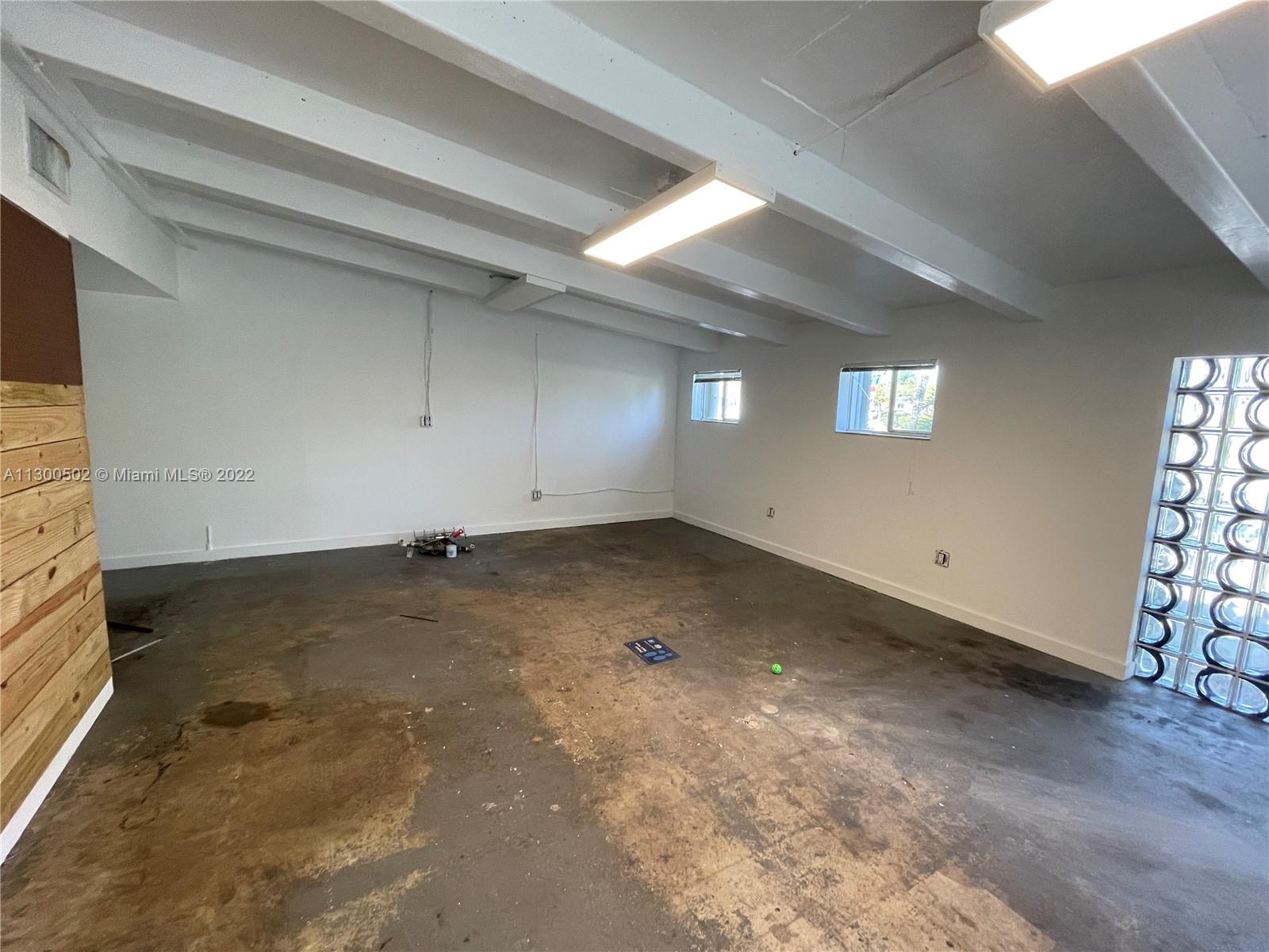 See details / sq. ft. $ 2022-11-08 0 Photo